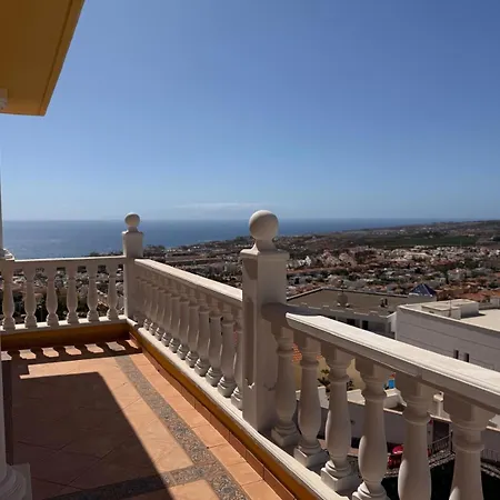 Villa Costa Adeje * 阿德耶